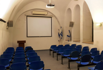 תמונת אולם מוזיאון